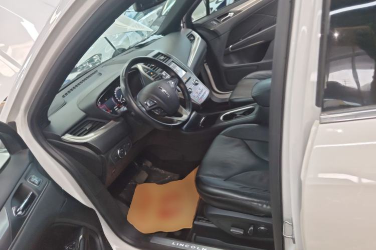 Used Lincoln MKC 2017 2.0T Two-Wheel Drive Deluxe Edition