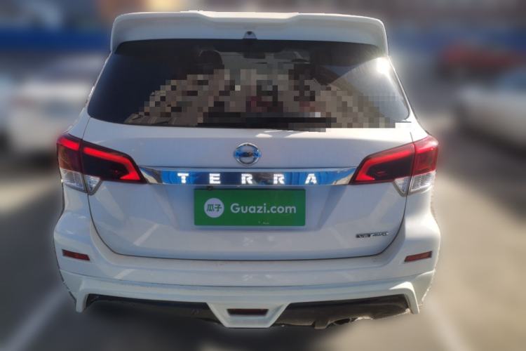 Used Nissan Terra 2020 2.5L XE Manual Two-Wheel-Drive Elite Edition