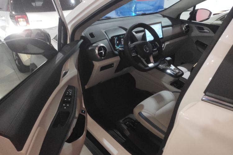 Used BYD Yuan Pro 2023 401 km Deluxe Version
