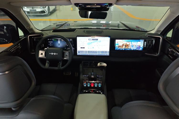 Used Formula Leopard 5 2025 TianShen Intelligent Driving Ultra Edition Center Console