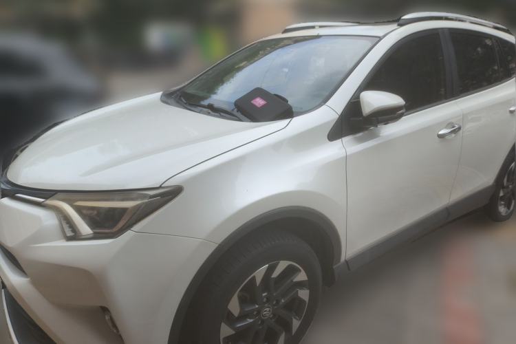 Used Toyota RAV4 2016 2.5L Automatic 4x4 Elite Edition