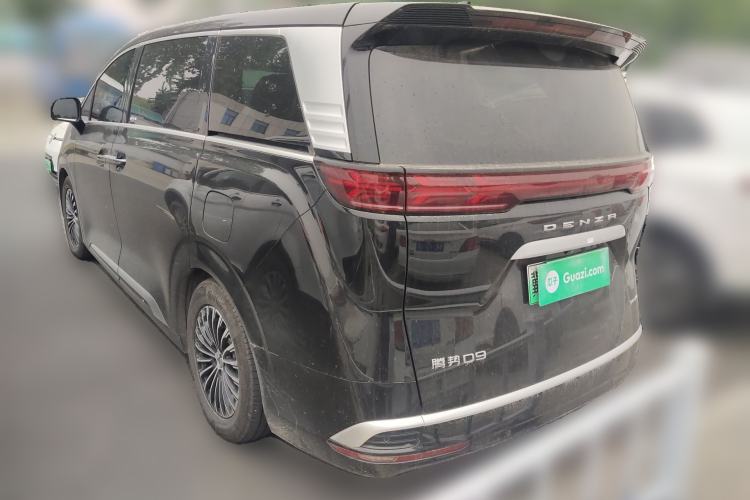 Used Denza D9 2024 DM-i 980 Four-Wheel Drive Prestige Model Rear Left 45 Deg