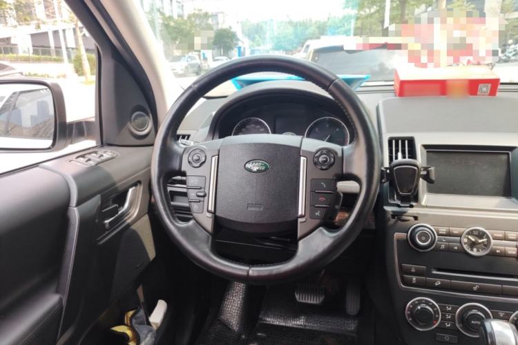 Used Land Rover Freelander 2 2014 2.2T SD4 SE Diesel Edition Steering Wheel