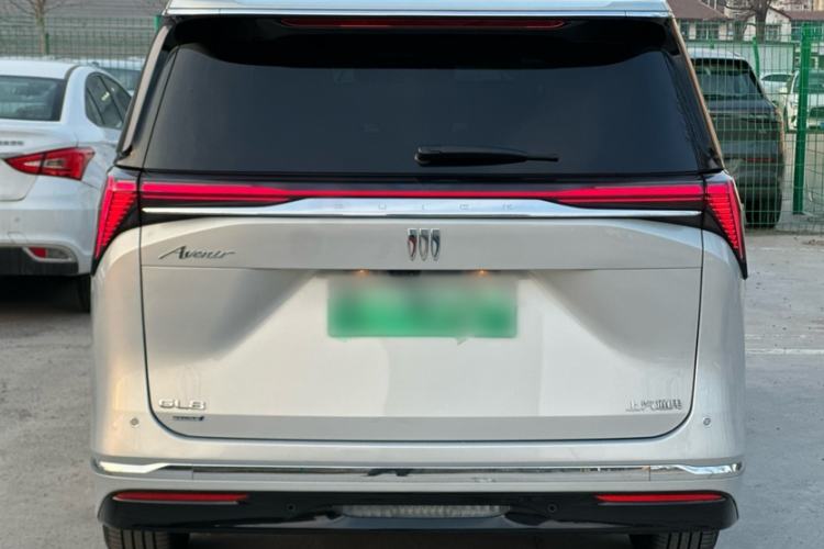 Used Buick GL8 New Energy 2026 Model Lu Zun Prestige Edition
