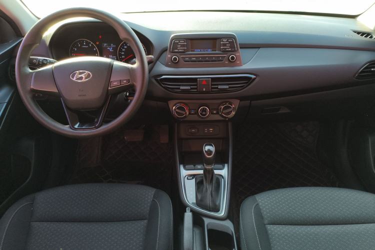 Used Hyundai Celesta 2018 1.6L Automatic GL Enjoyment Version China V Standard