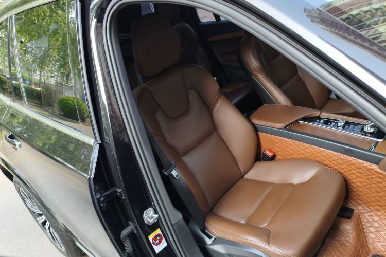 Used Volvo XC90 2021 B5 SmartDrive Luxury Edition 5-seater