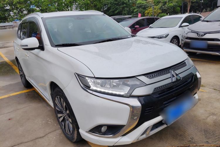 Used Mitsubishi Outlander 2021 Revised Version 2.0L Two-Wheel Drive Enjoyment Edition 5 Seats
