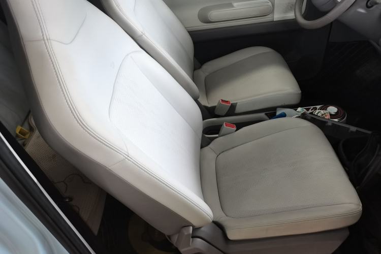 Used Wuling Air ev 2023 - Four Seats - Advanced Edition Right Front Seat