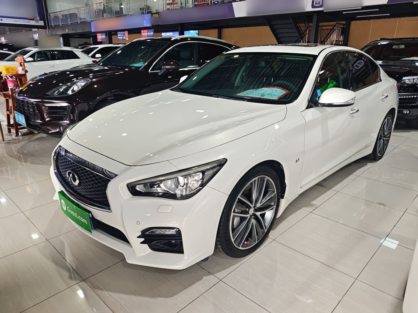 Parte inferior delantera