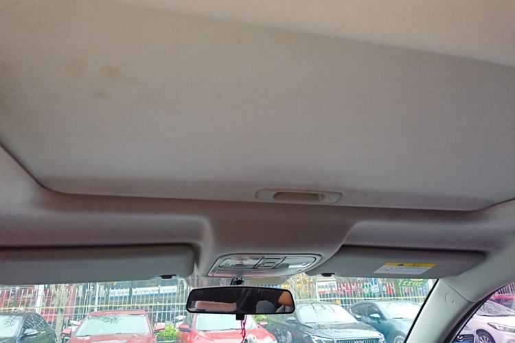 Used CHANGAN CS75 2020 280T DCT Luxury Model China VI Standard Headliner