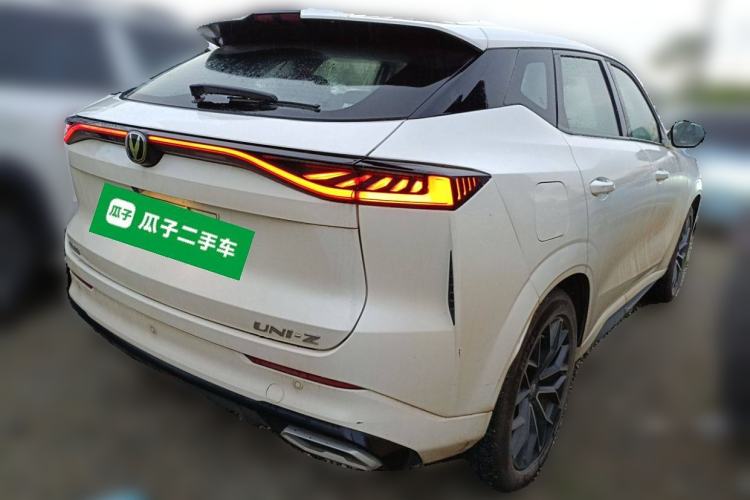 Used Changan UNI-Z New Energy 2024 Blue Whale Smart Electric iDD 125km Beyond Edition
