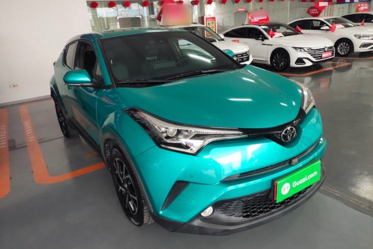 Used Toyota C-HR 2018 2.0L Luxury Edition China VI Standard

