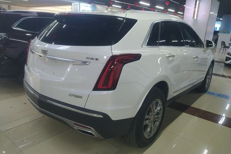 Used Cadillac XT5 2021 28T Luxury Model
