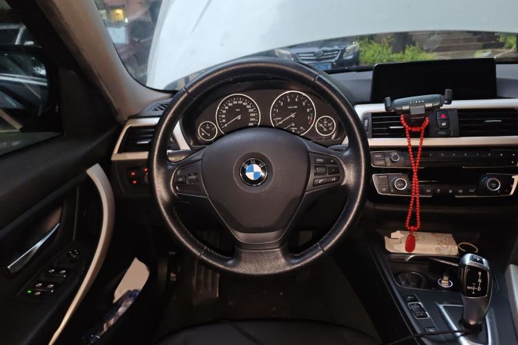 Used BMW 3 Series 2016 320Li Ambition Model