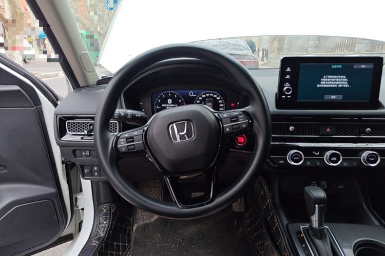 Used Honda Civic 2023 240TURBO CVT Dynamic Edition
