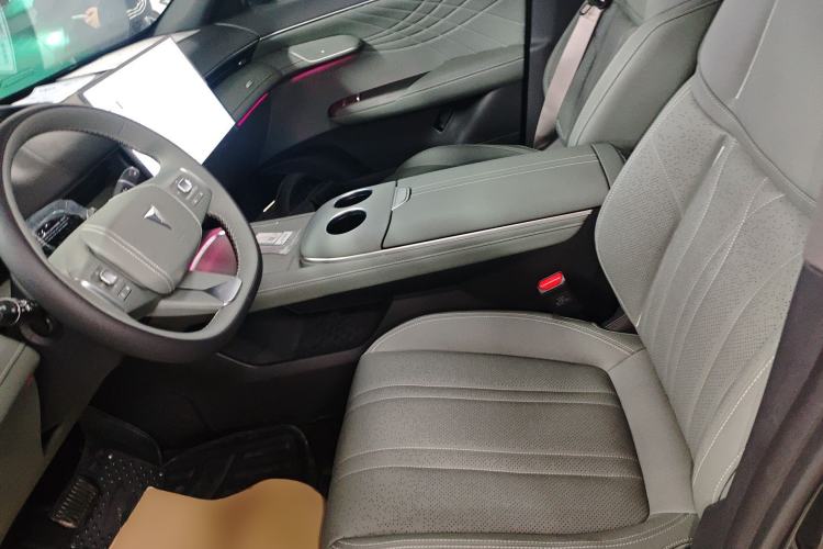 Used Deepal S07 2025 Deepal 520Max AD PRO Pure Electric Model with Advanced Driving Assist
