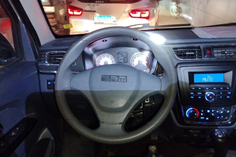 Used Jinbei Hiace X30 CNG 2021 1.5L Natural Gas Comfort-Class Passenger Vehicle SWCC15M