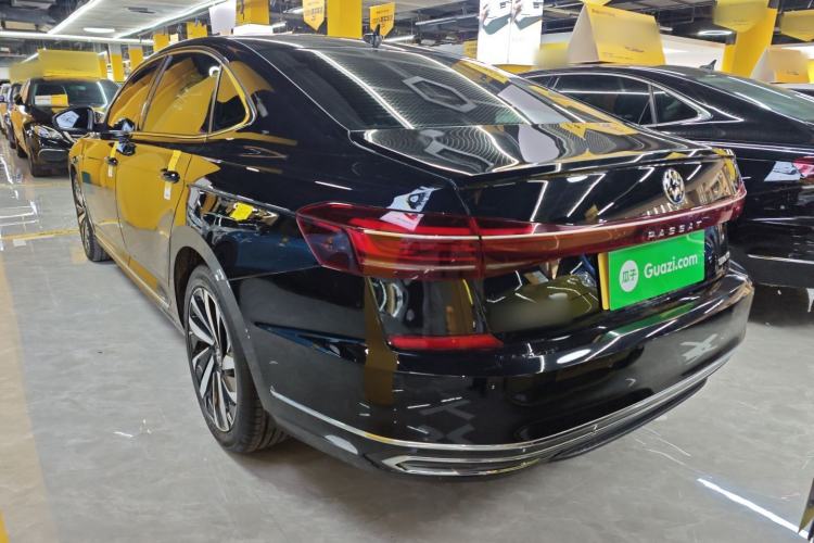 Used Volkswagen Passat 2023 330TSI Starry Elite Edition