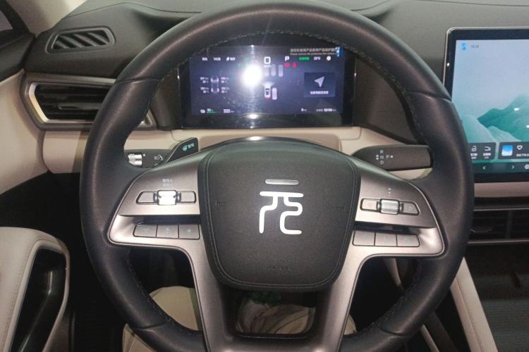 Used BYD Yuan UP 2025 Intelligent Driving Version 401 KM Dynamic Edition