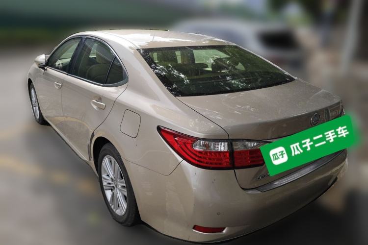 Used Lexus ES 2014 250 Elite Edition Rear Left 45 Deg