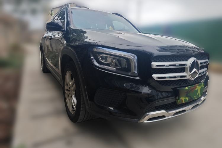 Used Mercedes-Benz GLB 2023 GLB 200 Dynamic Edition Exterior 2