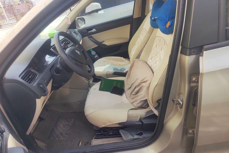 Used Skoda Rapid 2013 1.6L Automatic Smart Selection Model
