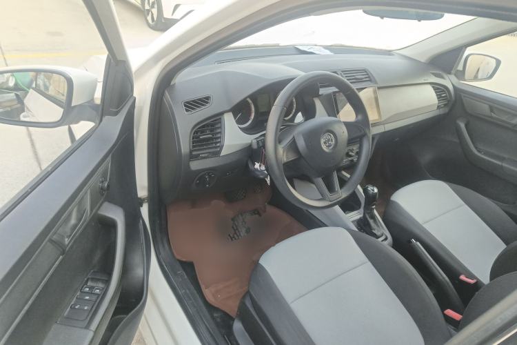 Used Skoda Fabia 2017 1.4L Automatic Car Enjoy Edition