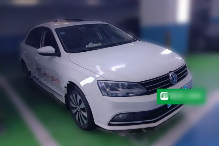 Used Volkswagen Sagitar 2018 1.6L Automatic Comfort Model Front Right 45 Deg