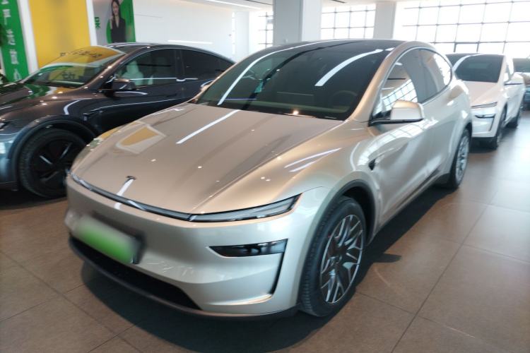 Used Tesla Model Y L 2025 Model Long-Range All-Wheel-Drive Version