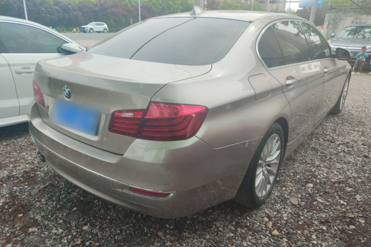 Used BMW 5 Series 2017 525Li Luxury Design Package Rear Right 45 Deg