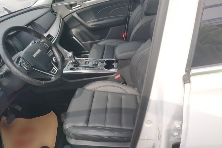 Used Haval H7 2016 Blue-Label H7 2.0T Automatic Elite Model Left Front Seat