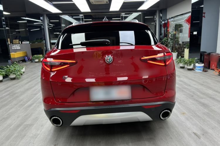 Used Alfa Romeo Stelvio 2017 2.0T 200HP Luxury Edition
