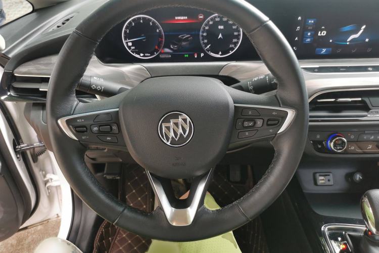 Used Buick GL6 2021 323T Mild Hybrid Connect Luxury Model Steering Wheel