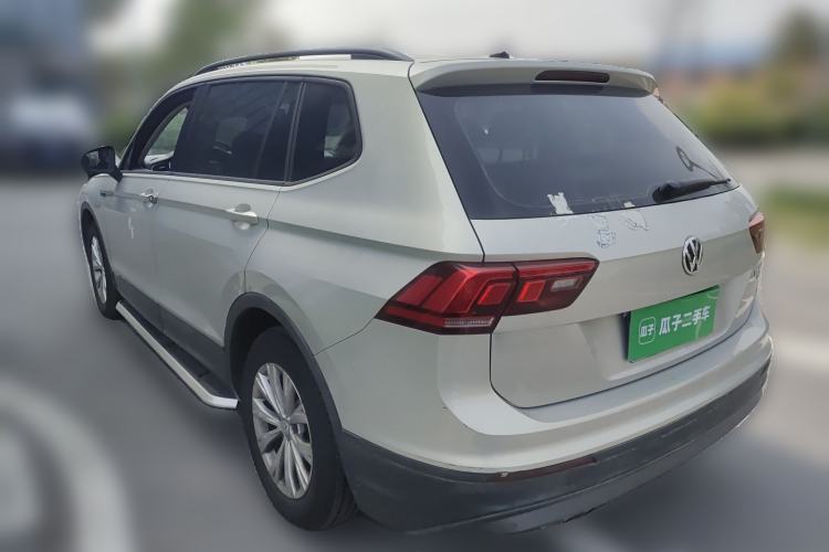 Used Volkswagen Tiguan L 2018 330TSI Automatic Two-Wheel Drive Luxury Edition Rear Left 45 Deg