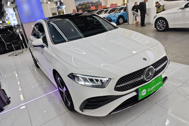 Used Mercedes-Benz A-Class 2024 A 200 L Fashion Model Front Right 45 Deg