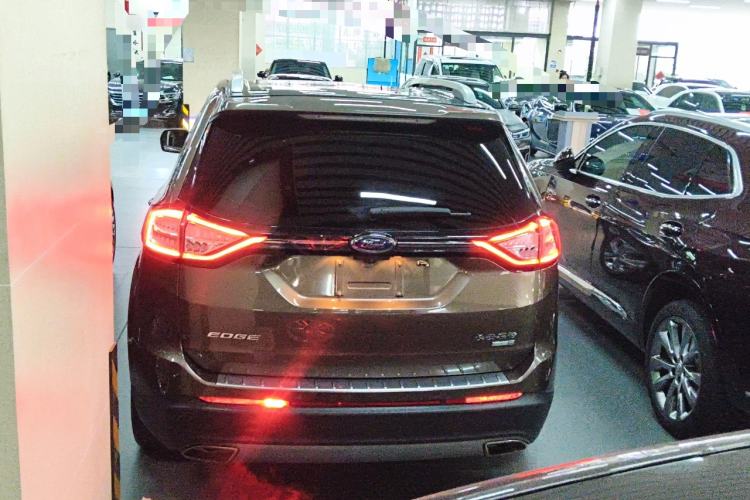 Used Ford Edge 2016 EcoBoost 245 Four-Wheel Drive Titanium Edition 7-Seater
