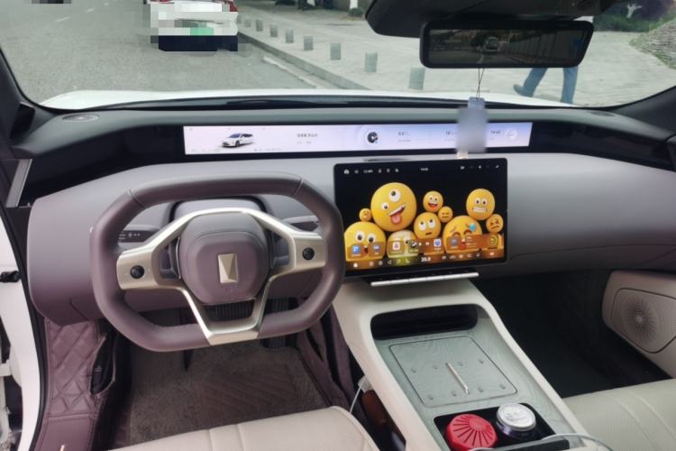 Used Avatr 12 2023 700 Three-Laser Rear-Wheel Drive Luxury Edition
