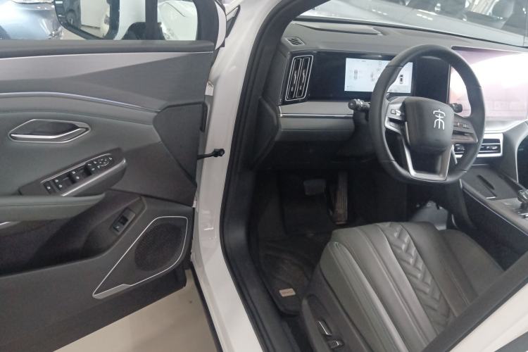 Used BYD Song L DM-i 2025 Intelligent Driving Version 160 km Beyond-Range Type Driver Seat