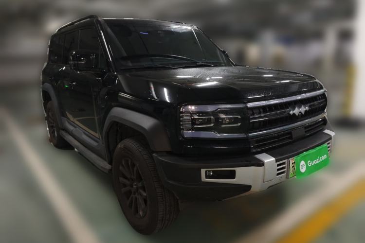 Used Formula Leopard 5 2023 Explore Edition