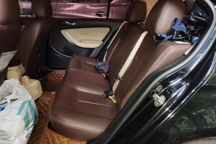 Used Volkswagen Lavida 2011 1.6L Manual Joy Version Left Rear Seat