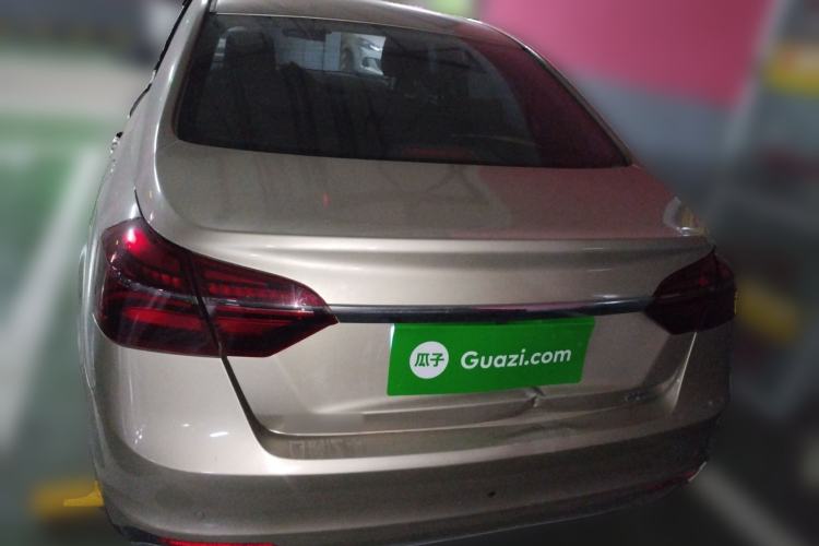 Used Geely Auto Emgrand 2019 Leading Edition 1.5L CVT Luxury Model China V Standard
