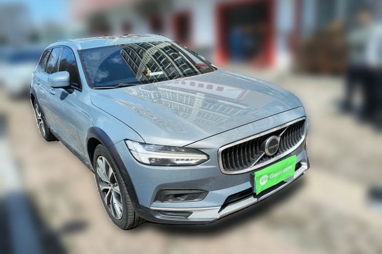 Used Volvo V90 2021 Cross Country B5 AWD Smart Range Edition