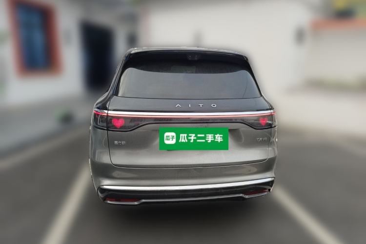 Used Hima AITO M8 2025 Extended-Range Max+ Version 53.4 kWh 6-Seater Edition Rear