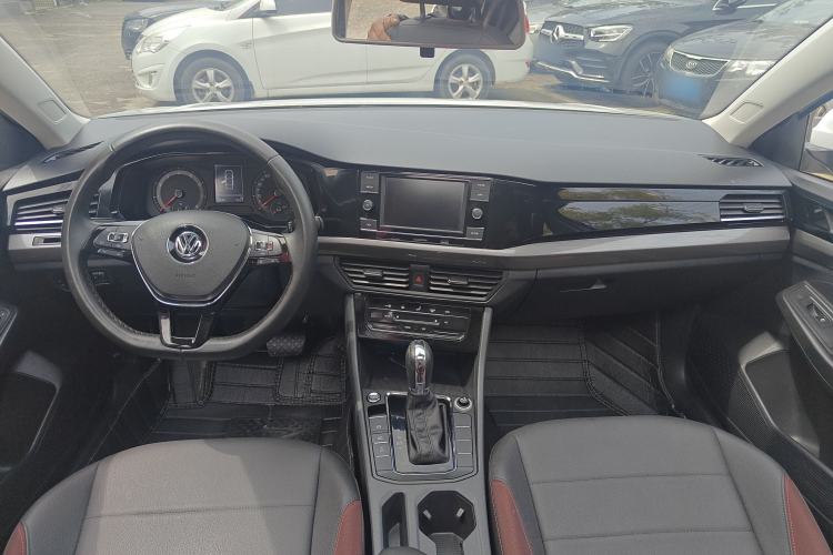 Used Volkswagen Bora 2020 1.5L Automatic Elite Version Interior 2