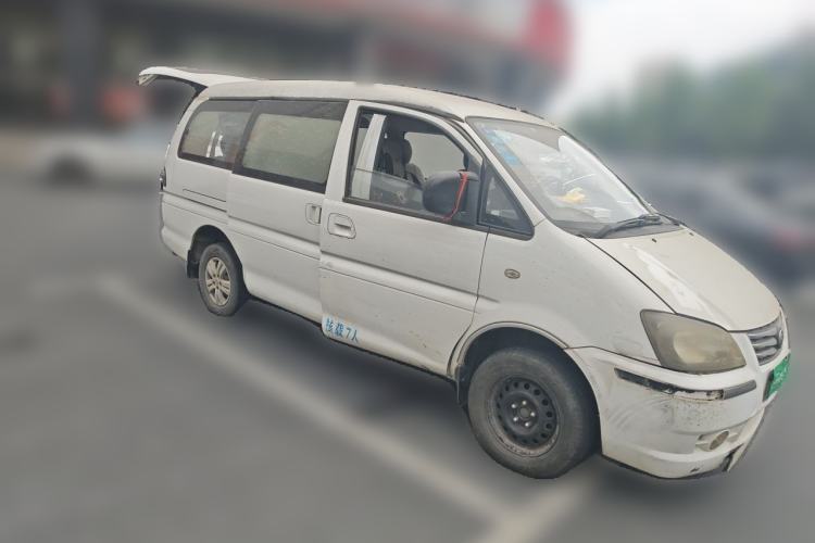 Used FORTHING Lingzhi 2013 M5 Q7 2.0L 7-Seater Long-Wheelbase Comfort Model Front Right 45 Deg
