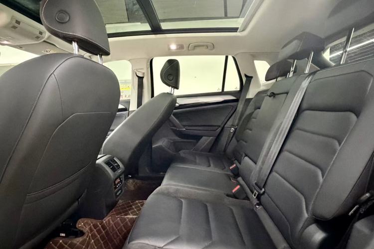 Used Volkswagen Tayron 2020 330TSI Two-Wheel Drive Luxury Smart Connectivity Version
