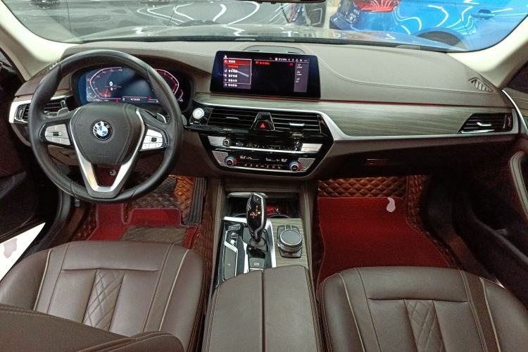 Used BMW 5 Series 2020 530Li Leading Edition Luxury Package Center Console