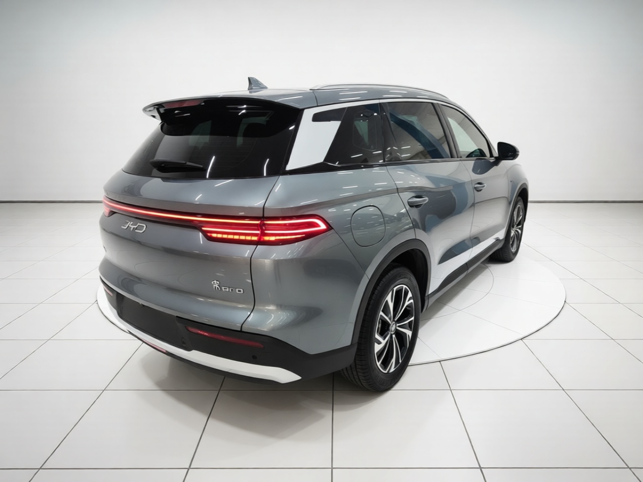 BYD Song Pro New Energy 2025 Second-Generation DM-i 75KM Leading Edition — снимка 6