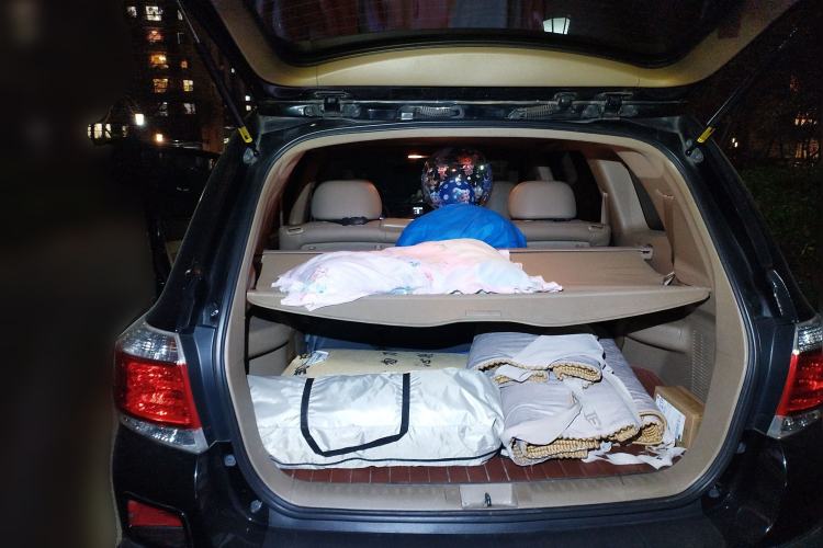 Used Toyota Highlander 2013 2.7L Two-Wheel Drive 7-Seater Zijin Edition
