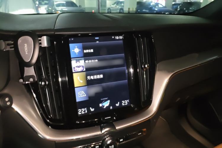 Used Volvo XC60 2019 T5 4x4 Smart Edition China V Standard